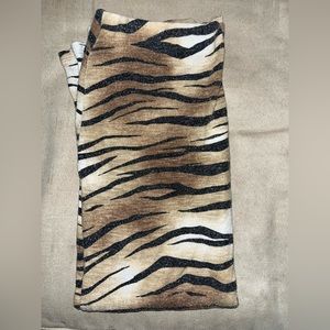 Leopard pencil skirt that stretches by waist and soft